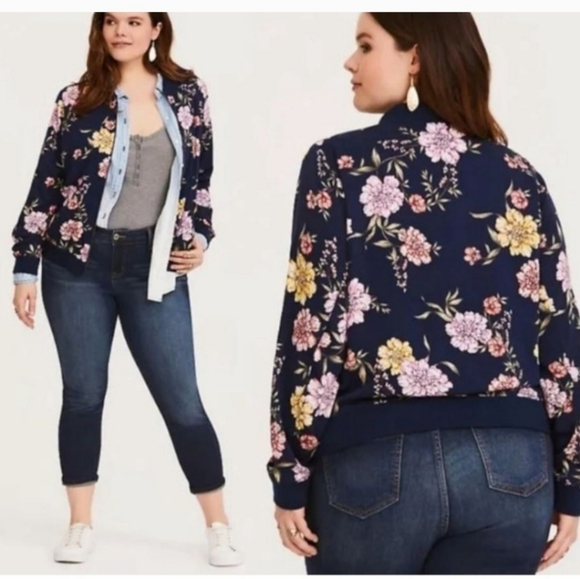 torrid Jackets & Blazers - Torrid Size 4 Light Weight Zip Front Jacket Blazer Spring